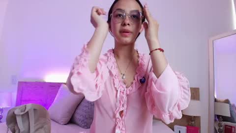 Snapshot of daphnevalucci chatting on 27, 4, 2026 daphnevalucci online show from 27, 4, 2026