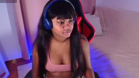 Snapshot of daphnewalker__ chatting on 19, 7, 2026 Daphne online show from 19, 7, 2026