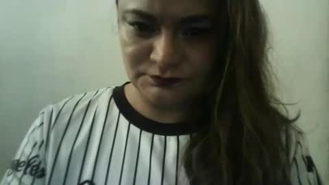 dapnne online show from 13, 4, 2026