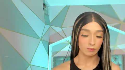 Snapshot of dara_petite_ chatting on 8, 1, 2026 online show from 8, 1, 2026