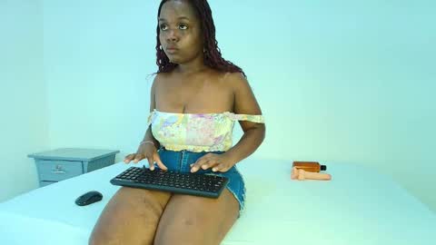 Darelyn online show from 8, 9, 2025