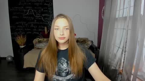 Snapshot of dariaangels chatting on 16, 3, 2026 dariaangels online show from 16, 3, 2026