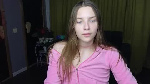 Snapshot of dariaangels chatting on 29, 3, 2026 dariaangels online show from 29, 3, 2026