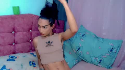 Snapshot of darianna_atehortua chatting on 17, 7, 2026 Dary online show from 17, 7, 2026