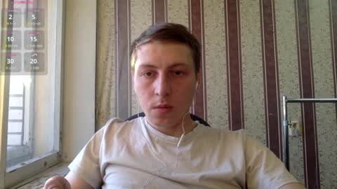 Snapshot of darienlarge chatting on 4, 12, 2024 darienlarge online show from 4, 12, 2024