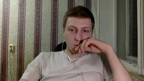 Snapshot of darienlarge chatting on 6, 12, 2024 darienlarge online show from 6, 12, 2024