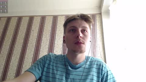 Snapshot of darienlarge chatting on 24, 2, 2025 darienlarge online show from 24, 2, 2025