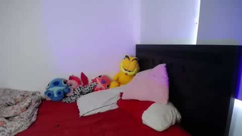 Snapshot of dariinka_vera chatting on 24, 10, 2025 Dariinka Vera online show from 24, 10, 2025