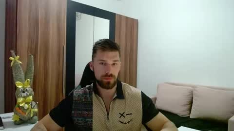 darius_94 online show from 6, 4, 2026