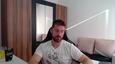 Snapshot of darius_94 chatting on 14, 7, 2026 darius_94 online show from 14, 7, 2026