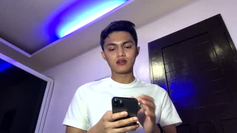 Snapshot of dark_angel69x chatting on 24, 12, 2024 Guile online show from 24, 12, 2024