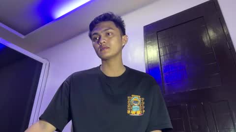 Snapshot of dark_angel69x chatting on 20, 9, 2025 Guile online show from 20, 9, 2025