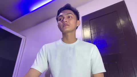 Snapshot of dark_angel69x chatting on 23, 9, 2025 Guile online show from 23, 9, 2025