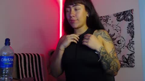 Ximena  online show from 28, 9, 2025