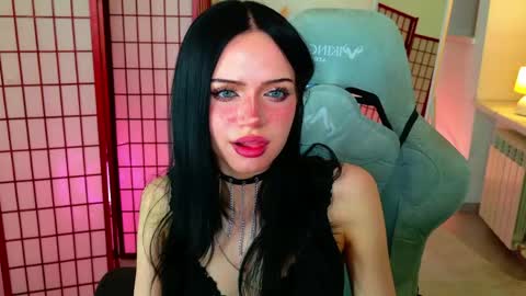 Snapshot of dark_diva chatting on 24, 4, 2026 Diva online show from 24, 4, 2026
