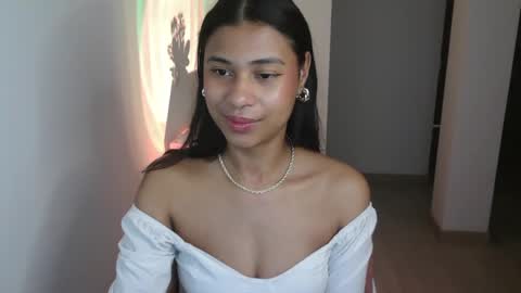 Snapshot of dark_enchantress_ chatting on 1, 1, 2025 Sofia online show from 1, 1, 2025