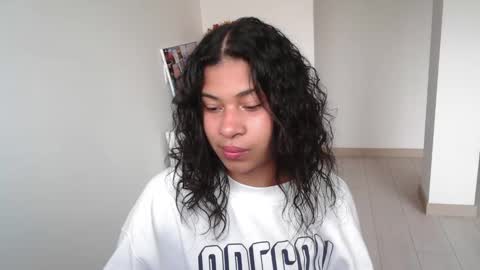 Snapshot of dark_enchantress_ chatting on 19, 1, 2025 Sofia online show from 19, 1, 2025