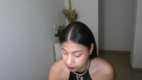 Snapshot of dark_enchantress_ chatting on 1, 2, 2025 Sofia online show from 1, 2, 2025