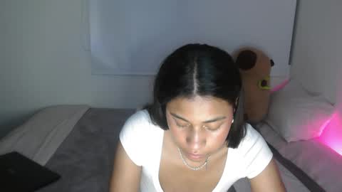 Snapshot of dark_enchantress_ chatting on 25, 2, 2025 Sofia online show from 25, 2, 2025