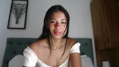 Snapshot of dark_enchantress_ chatting on 5, 10, 2025 Sofia online show from 5, 10, 2025