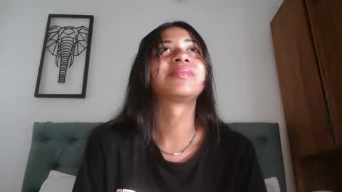 Snapshot of dark_enchantress_ chatting on 8, 10, 2025 Sofia online show from 8, 10, 2025