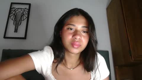 Snapshot of dark_enchantress_ chatting on 14, 10, 2025 Sofia online show from 14, 10, 2025