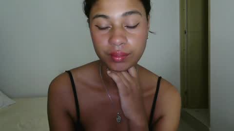 Snapshot of dark_enchantress_ chatting on 10, 4, 2026 Sofia online show from 10, 4, 2026