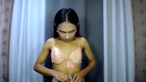 Snapshot of dark_hurohuro19 chatting on 14, 4, 2026 LIANNA online show from 14, 4, 2026