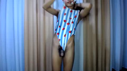Snapshot of dark_hurohuro19 chatting on 21, 5, 2026 LIANNA online show from 21, 5, 2026