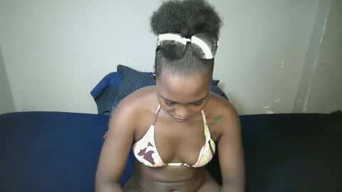 Snapshot of dark_lovly chatting on 19, 2, 2026 dark_lovly online show from 19, 2, 2026