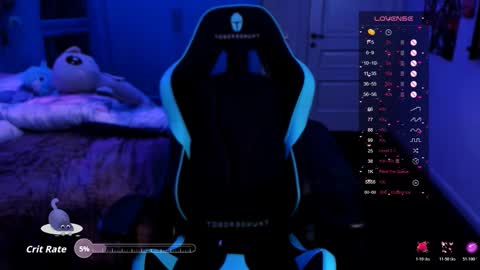 Snapshot of dark_lucious chatting on 14, 11, 2025 Lucious Foijieh online show from 14, 11, 2025