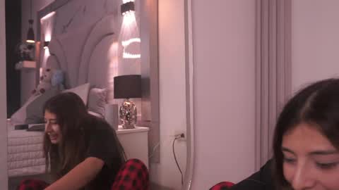 Angel Darcy  online show from 31, 3, 2026