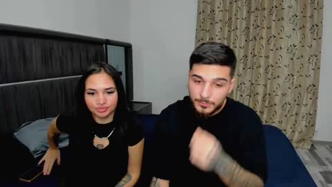 Leo  Bella online show from 9, 11, 2025