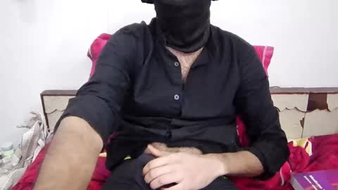 Snapshot of darkbud03 chatting on 24, 11, 2025 just a guy online show from 24, 11, 2025