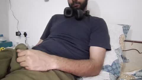 Snapshot of darkbud03 chatting on 16, 3, 2026 just a guy online show from 16, 3, 2026