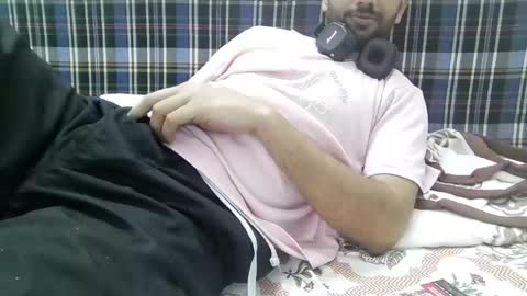 Snapshot of darkbud03 chatting on 5, 6, 2026 just a guy online show from 5, 6, 2026