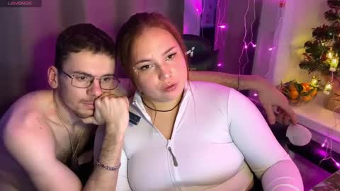 Snapshot of darkcharm1 chatting on 15, 12, 2025 darkcharm1 online show from 15, 12, 2025