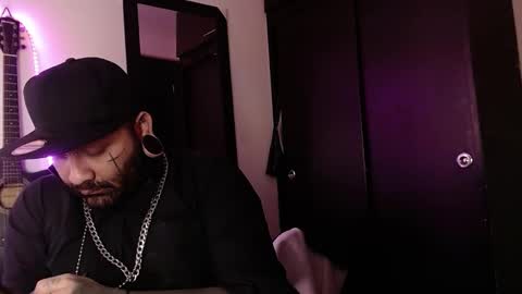 darkclothes online show from 16, 2, 2025