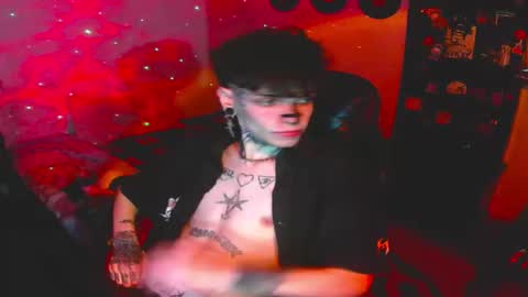   online show from 14, 10, 2025