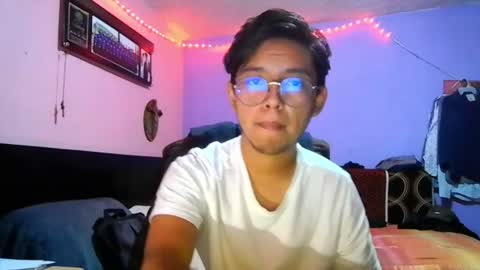 Snapshot of darknex_ chatting on 18, 7, 2026 Jose Ian online show from 18, 7, 2026