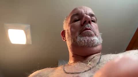 darknite083072 online show from 18, 11, 2025