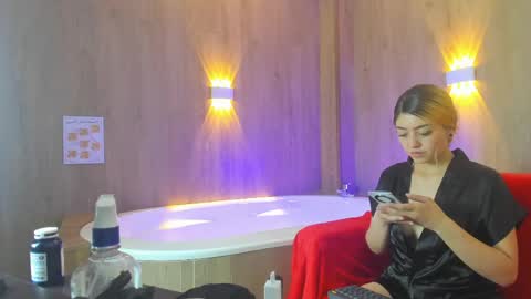 Jhon y Lucy online show from 7, 6, 2026