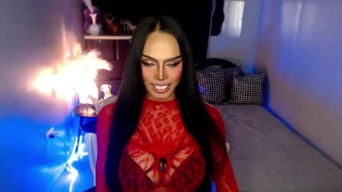 Snapshot of darksoul_mistress chatting on 31, 5, 2026 HAPPY BIRTHDAY MISTRESS MADRIANA online show from 31, 5, 2026
