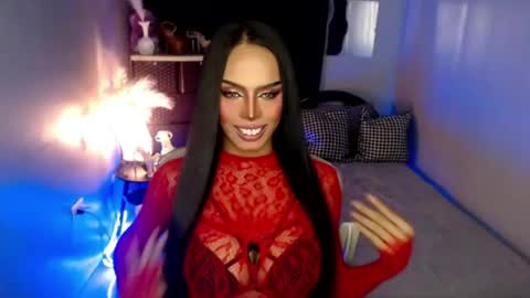 Snapshot of darksoul_mistress chatting on 7, 6, 2026 HAPPY BIRTHDAY MISTRESS MADRIANA online show from 7, 6, 2026