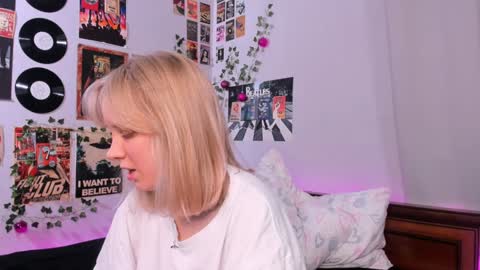 Snapshot of darleneferran chatting on 8, 2, 2025 lina online show from 8, 2, 2025