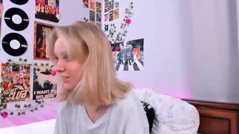 Snapshot of darleneferran chatting on 12, 2, 2025 lina online show from 12, 2, 2025