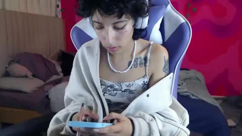 Snapshot of darling_selena chatting on 11, 3, 2025 Selena online show from 11, 3, 2025