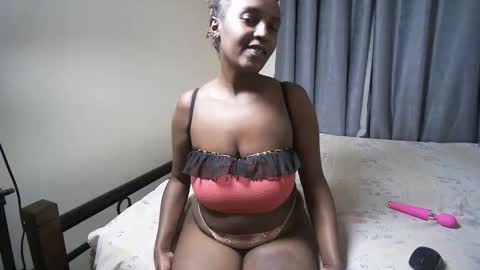 Snapshot of darlqueen chatting on 18, 2, 2026 darlqueen online show from 18, 2, 2026