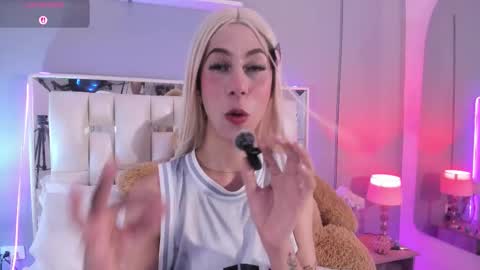 darlyn_tenderhot__ online show from 18, 11, 2025