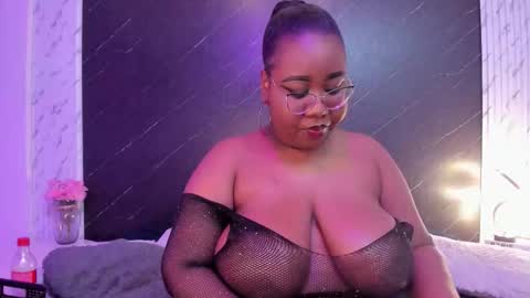  Darnell Queen online show from 15, 11, 2025